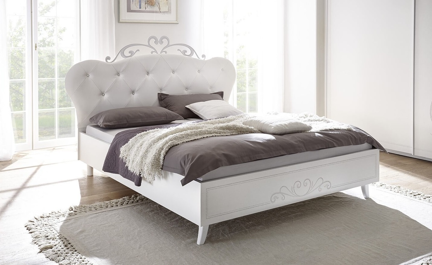 Moderné manželské postele od talianskeho výrobcu